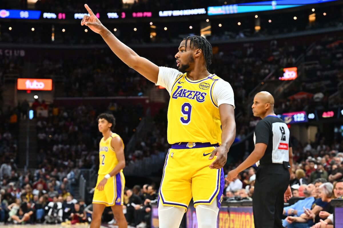 bronny-james-cetak-poin-pertama-di-nba-namun-lakers-tetap-kalah-dari-cavaliers